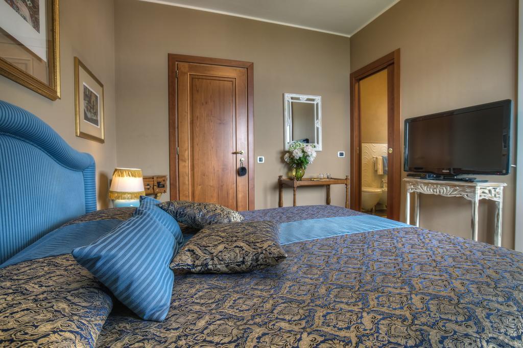 스트레사 La Volpe Dorata B&B 외부 사진